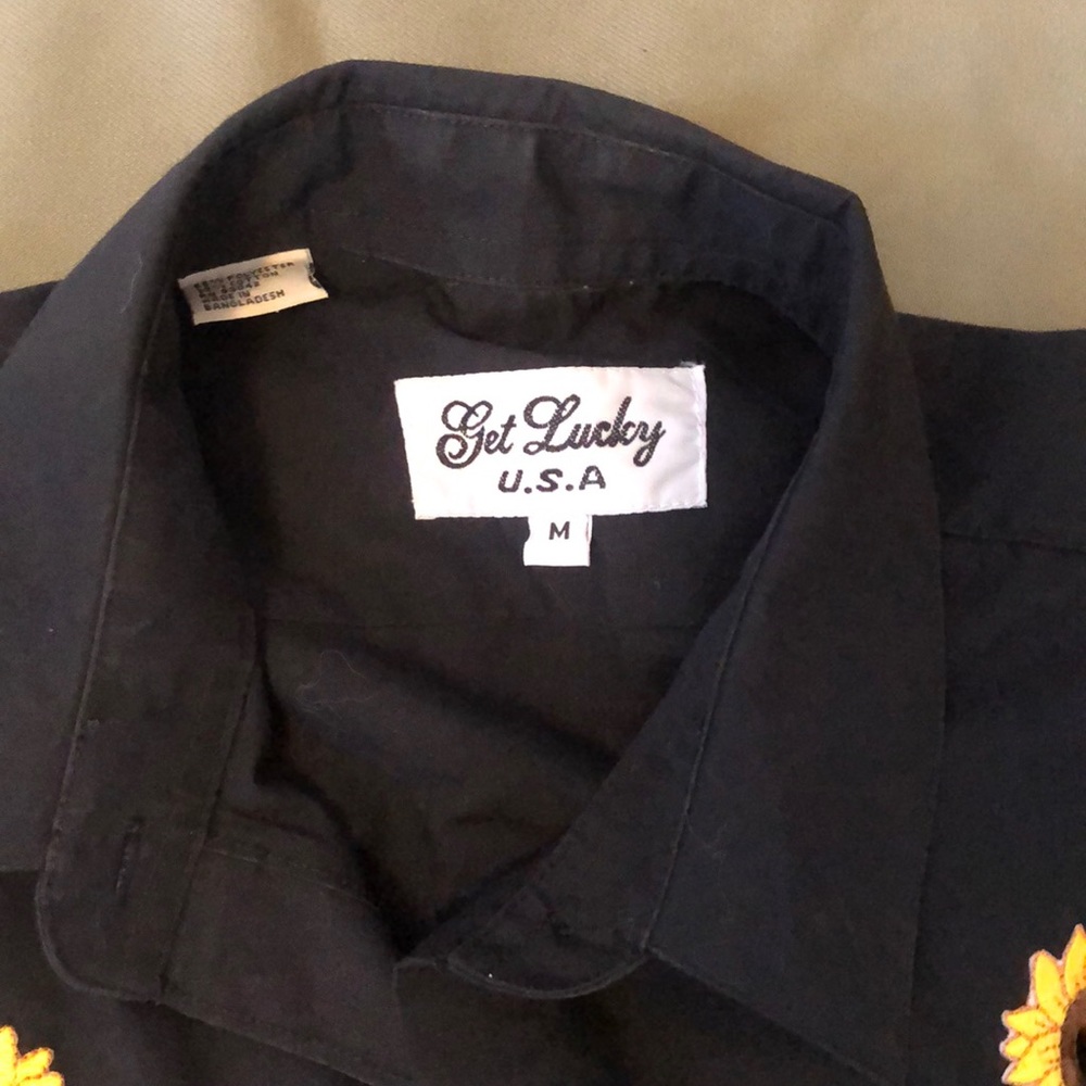 cute Get Lucky sunflowers & bees women’s M shirt - Picture 8 of 12